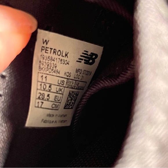 Little boy new balance black - Picture 11 of 13